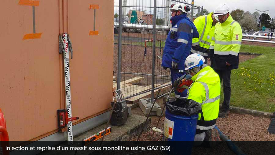 Injection de résine sous monolithe